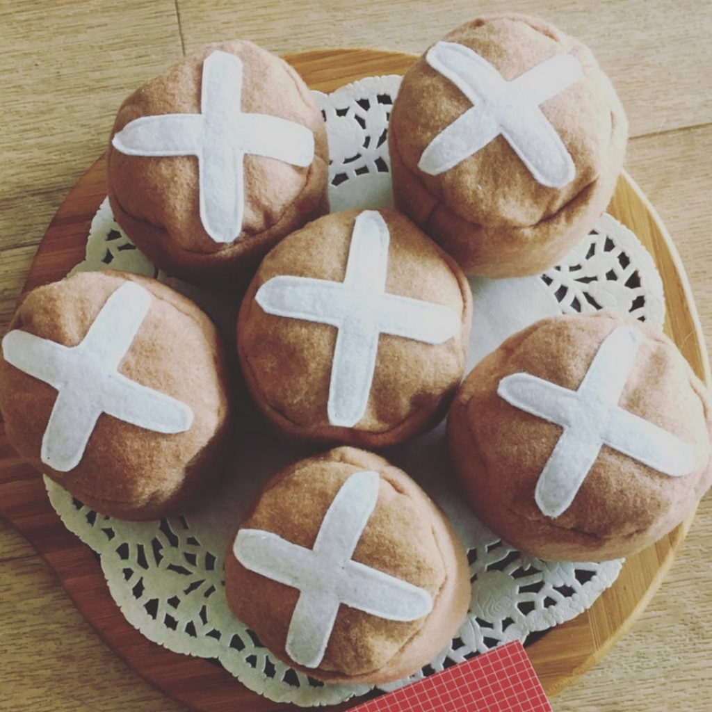 felt hot cross buns kids easter gift idea